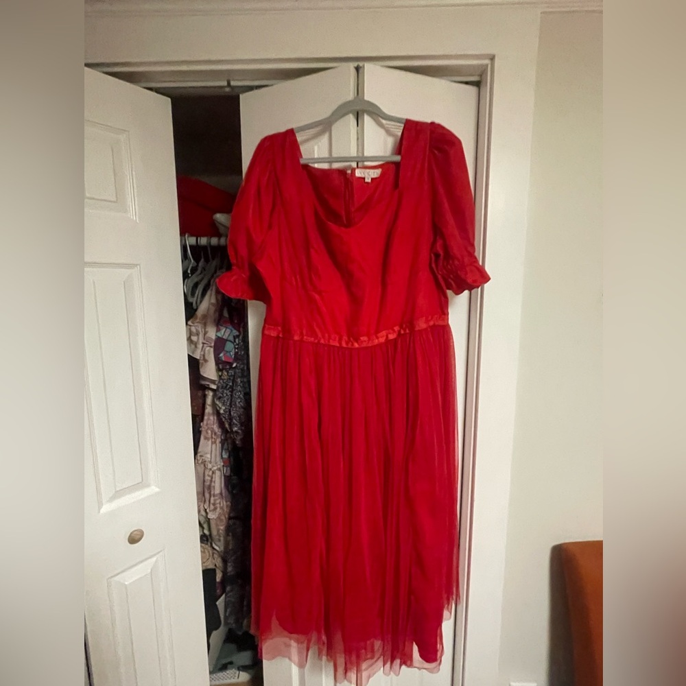 Ivy City Co. Ballerina Dress in Red